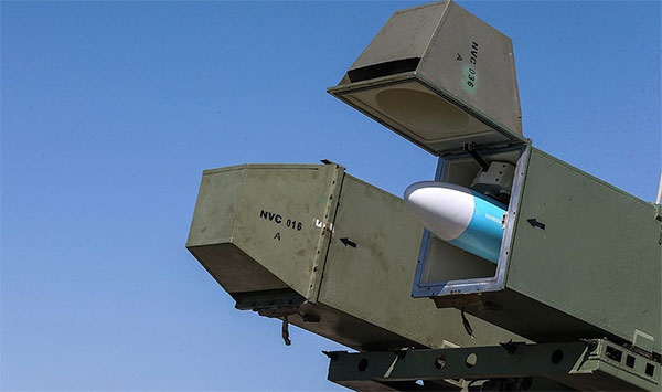 های موشک قادر - موشک قادر با قدرت تخریب بالا علیه اهداف ساحلی و کشتی‌های جنگی